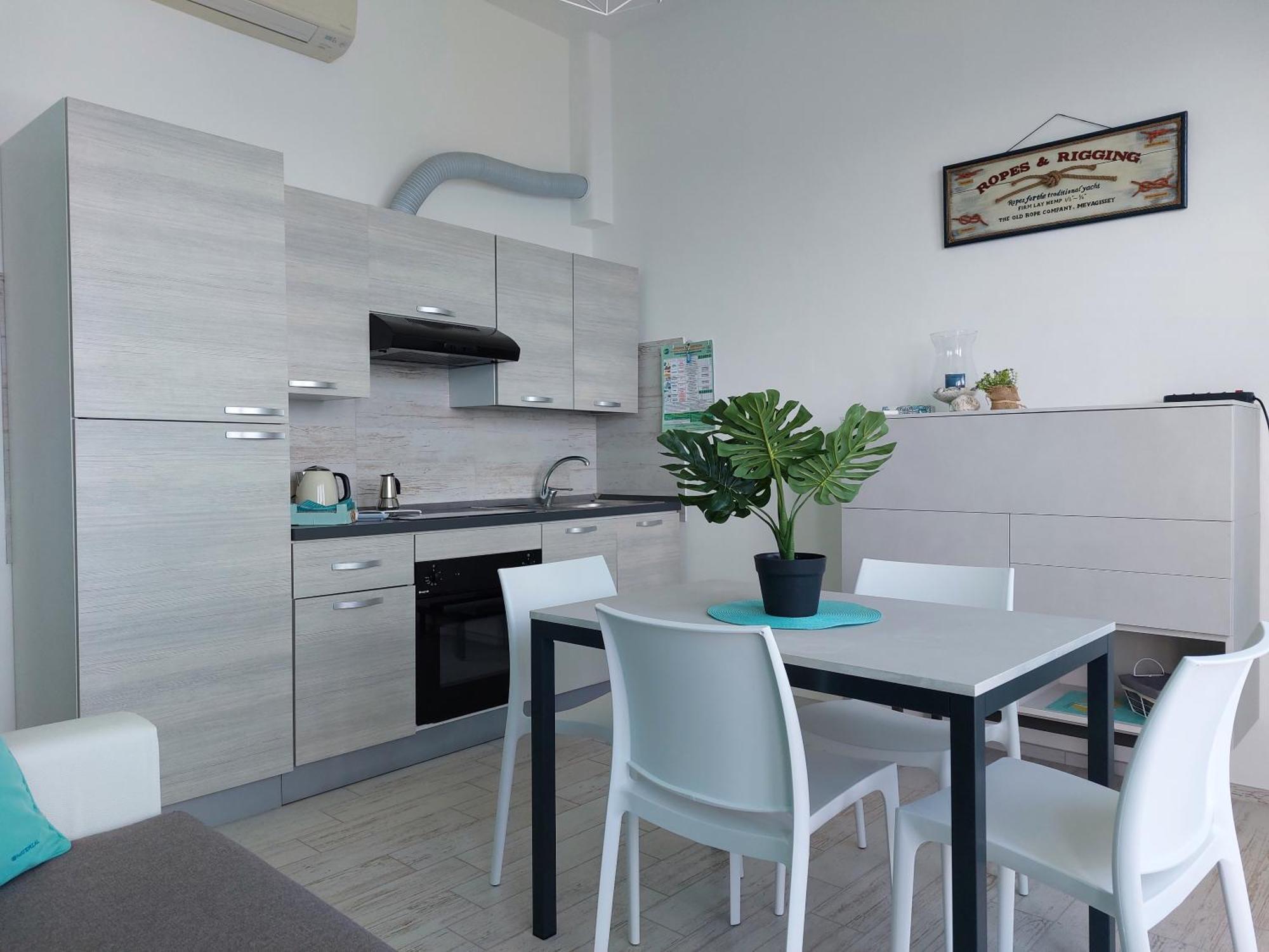 Una Finestra Sul Mare Home 1 Bergeggi Exterior photo